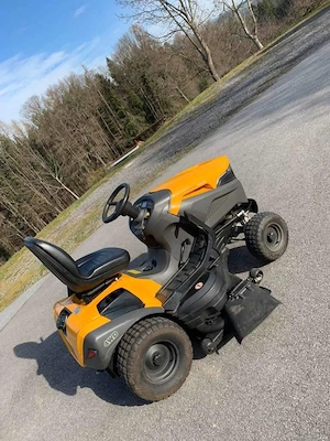 Rasenmäher Traktor STIGA Bild 8