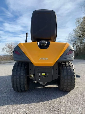 Rasenmäher Traktor STIGA Bild 3