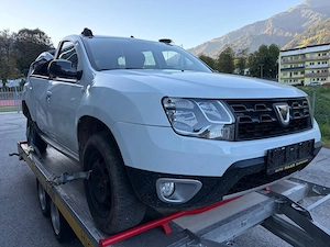 Dacia Duster 4x4 - Unfallfahrzeug Bild 5
