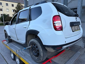 Dacia Duster 4x4 - Unfallfahrzeug Bild 3