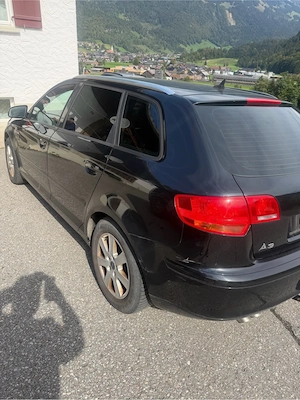 Achtung!! An bastler ,Export,oder zum aus schlahten audi a3 tdi 1.9 motor 2007 bj 105 ps 322000 km. Bild 5