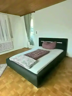 Zimmer zu vermieten  -  1-Zimmer in WG