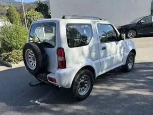 Suzuki Jimny Bild 5
