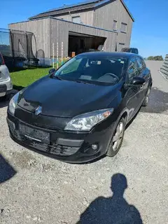 Mégane Bose  TCe 130 - Aufgrund Familienzuwachs abzugeben Bild 5