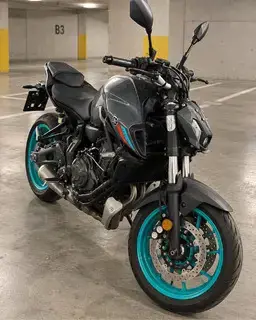 Yamaha MT-07 | EZ 2022 | nur 3.800 km | unfallfrei | Originalzustand Bild 2