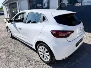Renault Clio Bild 4