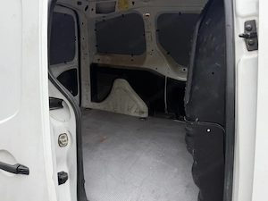 Peugoet Partner L1 Business 1,6 HDi 75 Euro 5 Bild 8