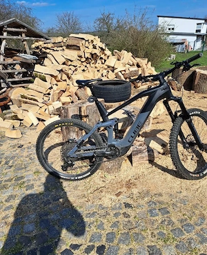 Elektrofahrrad (Cube Stereo Hybrid 160). Bild 4