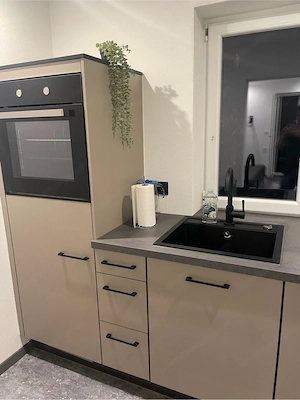 Möblierte 2 1 2 - Zimmer-Wohnung mit Balkon in ruhiger Lage in Dornbirn zu vermieten Bild 2