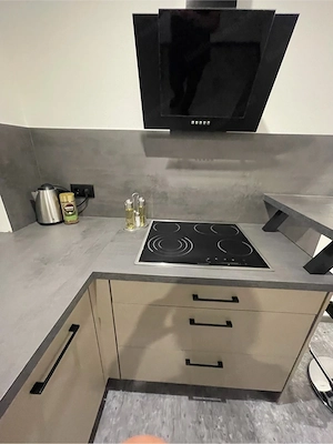 Möblierte 2 1 2 - Zimmer-Wohnung mit Balkon in ruhiger Lage in Dornbirn zu vermieten Bild 3