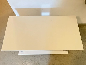 Schönes Fernsehkästchen auf Rollen Bild 5