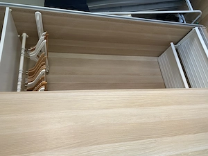 IKEA PAX Kasten 150 cm mit HASVIK Schiebetüren zu verschenken   Bregenz, Selbstabbau Bild 2