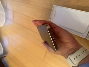 Apple iPhone 16pro Bild 4