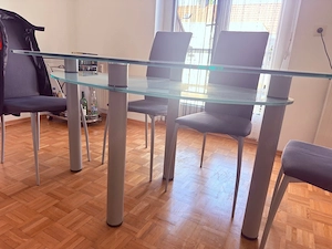 Glastisch für Esszimmer. Bild 2