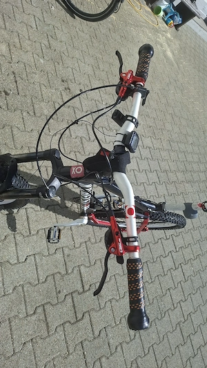 Mountainbike Kraftstoff Fully E2 Bild 3