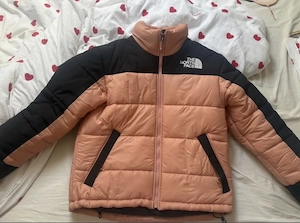 Neu, nie getragene The North Face Bomberjacke.