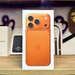 Apple iPhone 17 Pro 256GB   Cosmic Orange