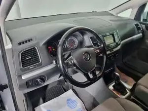 VW Sharan Bild 6