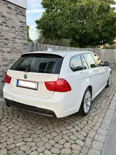 BMW 3er-Reihe 330d X-Drive Kombi   Sleeper Bild 3