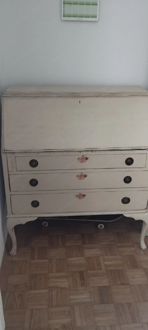 alter Sekretär  Bild 6