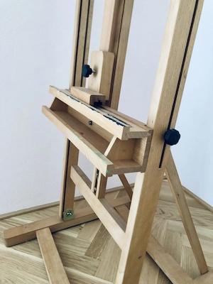 Hochwertige robuste Staffelei für große Bilder und Leinwände Bild 3