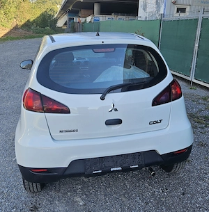 Mitsubishi Colt Bild 2