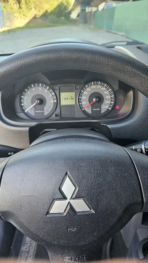 Mitsubishi Colt Bild 8