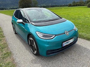 VW ID.3 First Edition Max Klein- Kompaktwagen Bild 2