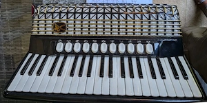 Hohner Akkordeon Atlantic IV N De Luxe ZU VERKAUFEN Bild 2