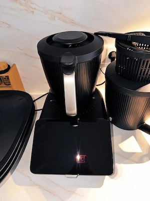 Thermomix TM7 3 Monate alt Bild 2
