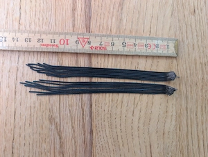 Lange schwarze Ohrringe, 13 cm Bild 2