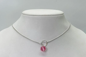 Halskette aus Sterling Silber mit rosa Kristall-Anhänger Bild 2