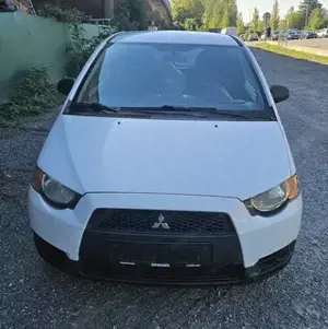 Mitsubishi Colt Bild 6