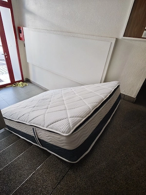 Matratze 140x200 cm   guter Zustand Bild 2