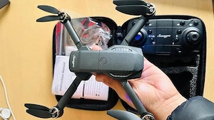 Mini-Drohne mit HD-Kamera 720P, WiFi, wie neu Bild 2