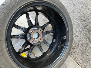 16Zollkomlett Alufelge mit reifengünstig abzugeben6jx16"schwarz für fiat500 alle Modelle anrufen Bild 2