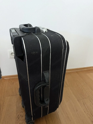 Lucky Planet Reisekoffer   Trolley schwarz   erweiterbar (60x40x25 cm) Bild 2