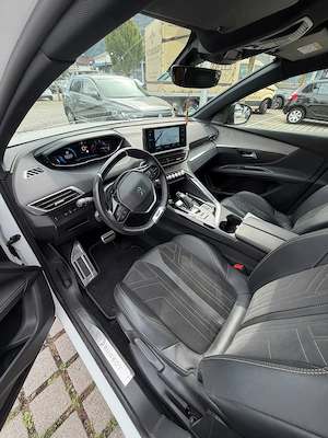 Peugeot 5008 GT Pack Bild 3