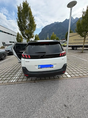 Peugeot 5008 GT Pack Bild 2