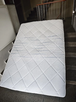 Matratze 140x200 cm   guter Zustand Bild 3