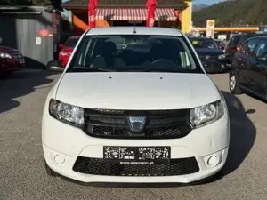 Dacia Sandero Bild 2
