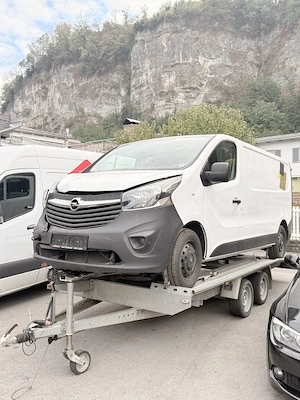 Opel vivaro 1.6 biturbo Bild 2