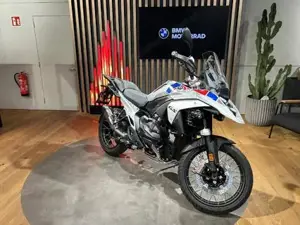 BMW R 1300 GS Trophy mit Sportfahrwerk