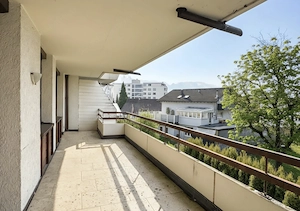 Familienfreundliche 4,5-Zimmer-Wohnung mit großzügigem Balkon & Tiefgarage Bild 5