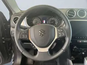 Suzuki Vitara Bild 8