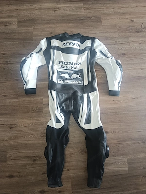 Neuer Motorrad Lederkombi Bild 2