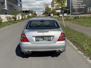 Mercedes E500 4 Matic Tüv 8 27 + 4 mon Bild 5
