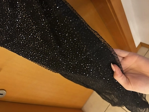 Elegantes schwarzes Ballkleid mit Corsage & Glitzer Bild 3