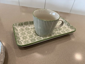 Kaffeegeschirr teller und tassen 12 teilig Bild 2