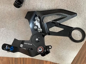 Original BMW M Fußrastenanlage Top Zustand S1000R (K63)   M1000R Bild 3